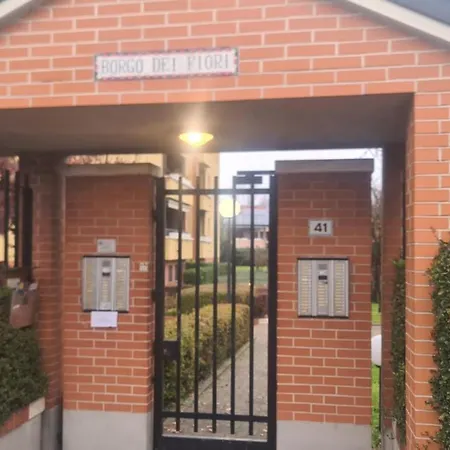 La Casa Blu- Forum Di Assago, Ospedale Humanitas, Milanofiori, Ieo *