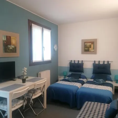 La Casa Blu- Forum Di Assago, Ospedale Humanitas, Milanofiori, Ieo Guest house *