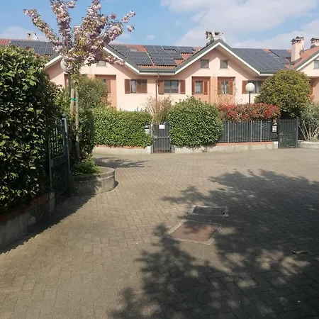 La Casa Blu- Forum Di Assago, Ospedale Humanitas, Milanofiori, Ieo